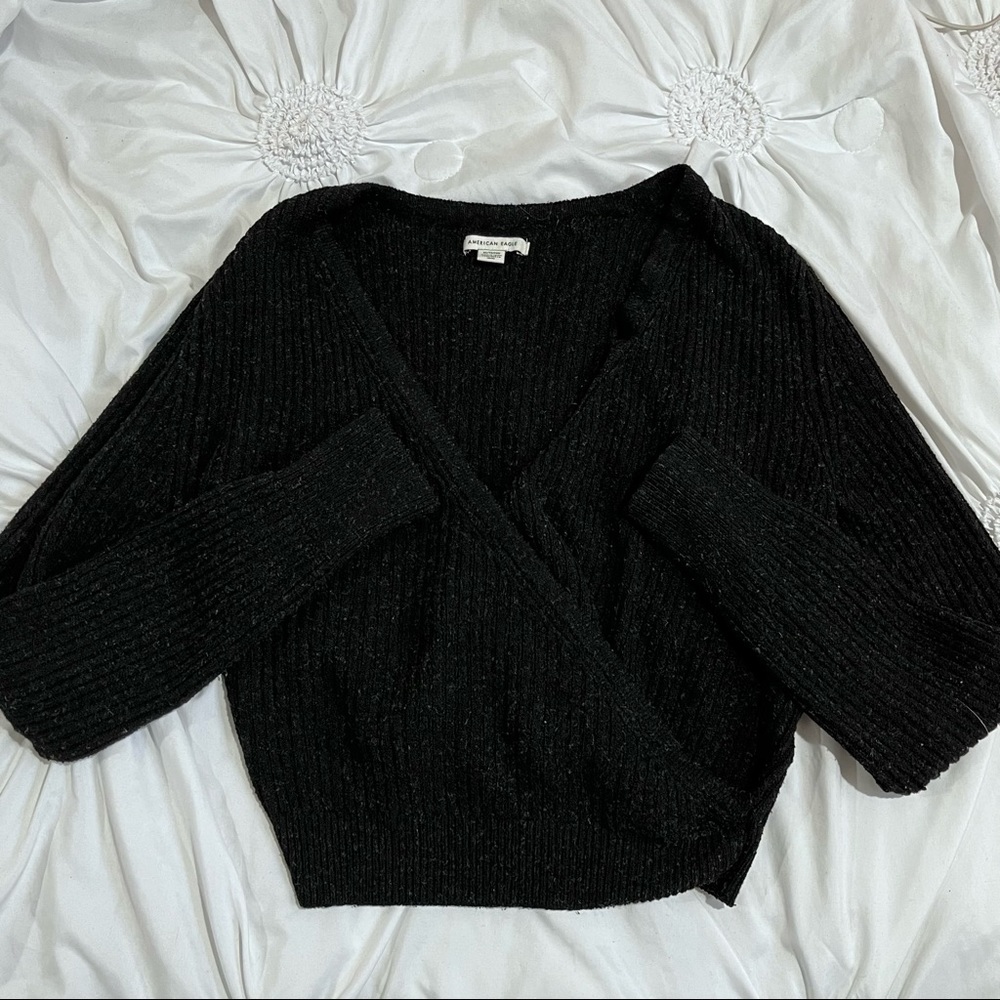 AEO WRAP FRONT SWEATER